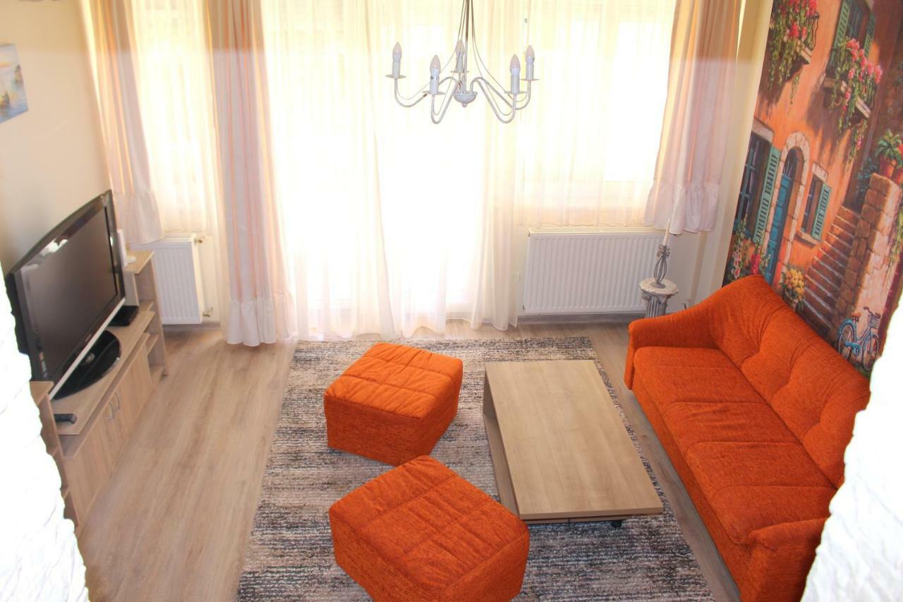 Villa Dolce Vita Эгер Экстерьер фото